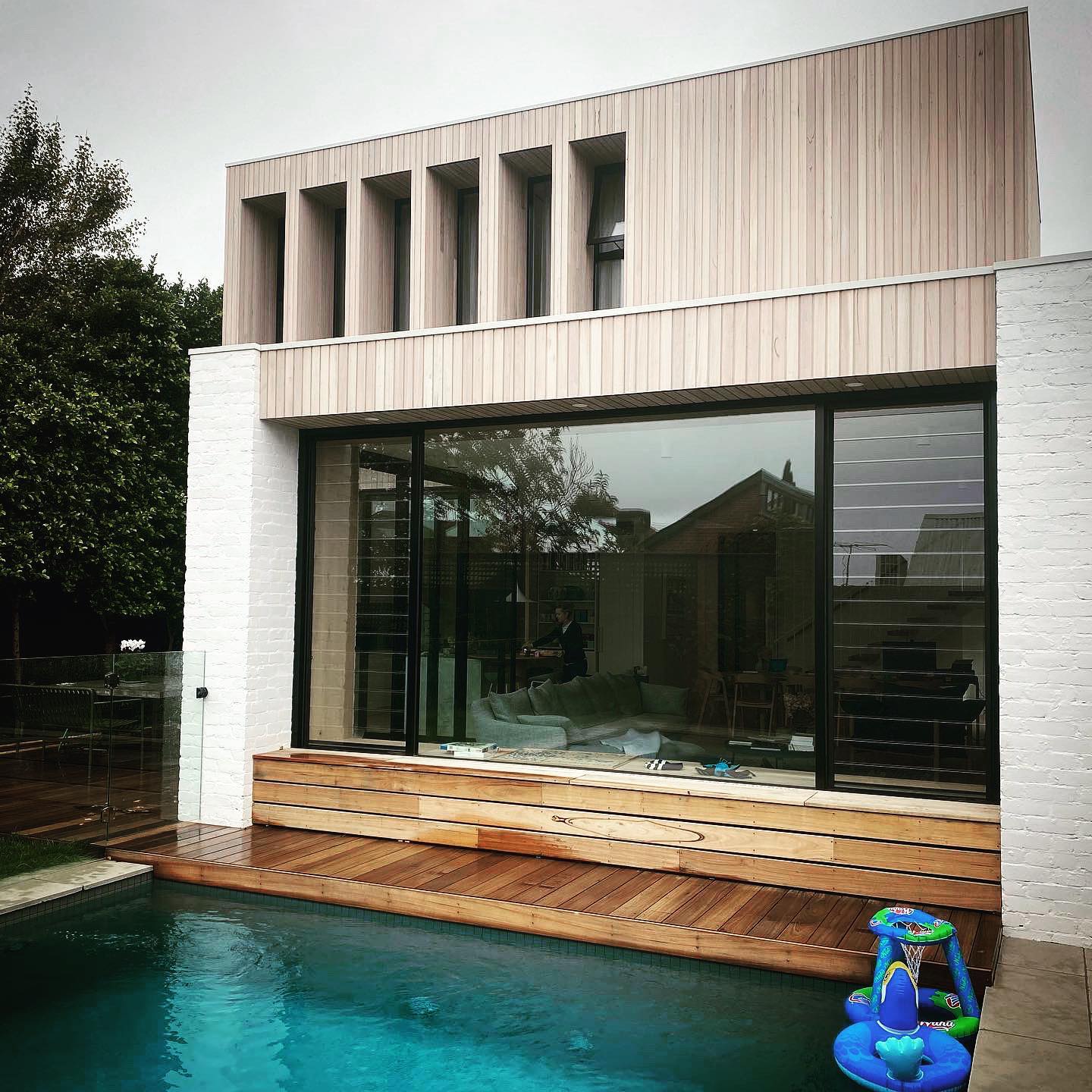 How Do Builders Price a Renovation Properly?
